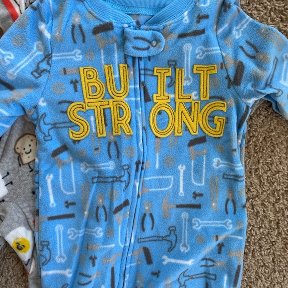 NWOT Carters 3-Pack Fleece Footie Pajama Set Sleeper PJs bundle size 12mo - Picture 8 of 11